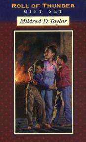 book cover of Roll of Thunder Gift Set: Roll of Thunder, Hear My Cry; Let the Circle Be Unbroken; The Road to Memphis by Mildred D. Taylor