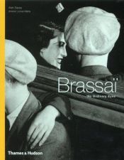 book cover of Brassaï : 'no ordinary eyes' by Roger Grenier