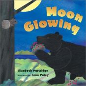 book cover of Moon glowing by Elizabeth Partridge