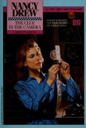 book cover of Detektiv Nancy Drew : rett i fellen by Carolyn Keene