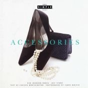 book cover of Accessories (Chic Simple) (Chic Simple) by Kim Johnson Gross