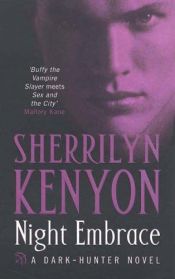 book cover of L'abbraccio della notte by Sherrilyn Kenyon