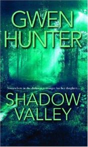 book cover of Shadow Valley by Faith Hunter