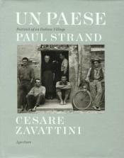 book cover of Un paese by Cesare Zavattini