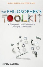 book cover of The philosopher's toolkit by Julian Baggini