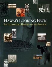 book cover of Hawaii Looking Back by Glenn Grant