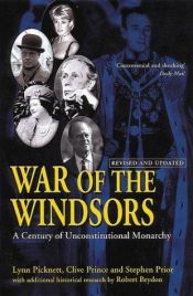 book cover of War Of The Windsors by Lynn Picknett