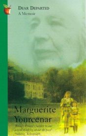 book cover of Le labyrinthe du monde, Souvenirs pieux by Маргьорит Юрсенар