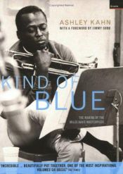 book cover of Miles Davis Y Kind of Blue (Trayectos) by Ashley Kahn