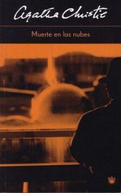 book cover of Muerte En Las Nubes by Agatha Christie